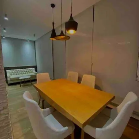 Lejlighed Lovely Modern In